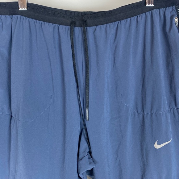 Nike Phenom Elite Run Division Hybrid Running Pants Men 2XL Blue DR8754 437 - Picture 3 of 11